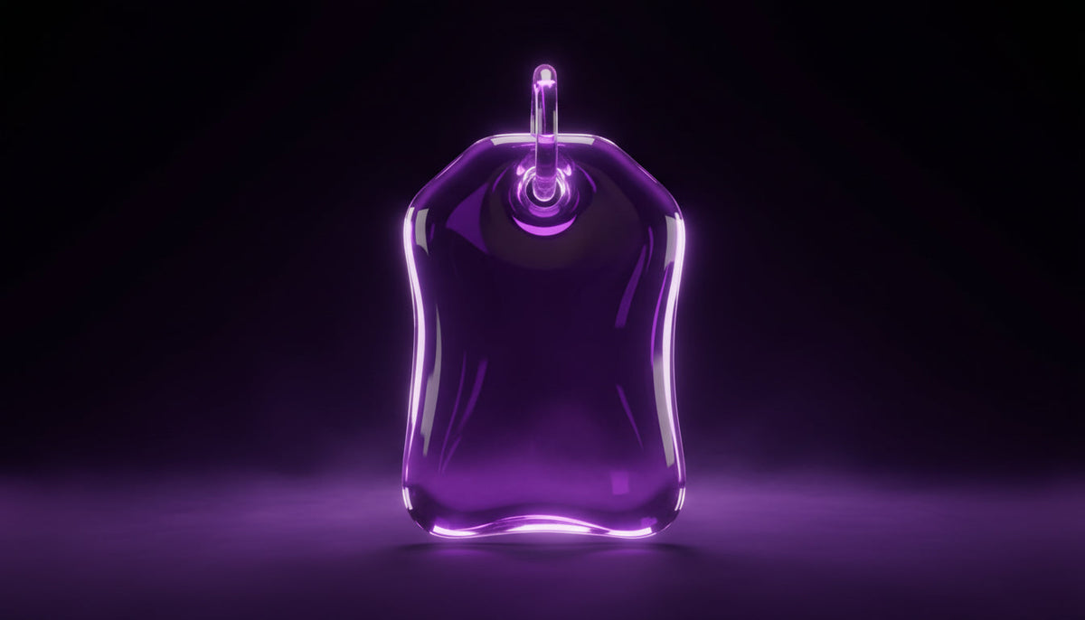 Lila-Glas-Anhänger mit Ring als Sinnbild für die klare Kennzeichnung von Werbung auf Instagram